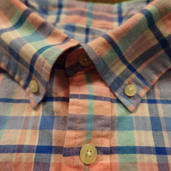 Vineyard Vines plaid button down shirt men's medium pink blue plaid - Picture 4 of 13